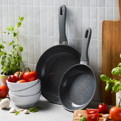 ZWILLING Parma Plus Ceramic 2-pc Aluminum Ceramic Nonstick Fry Pan Set
