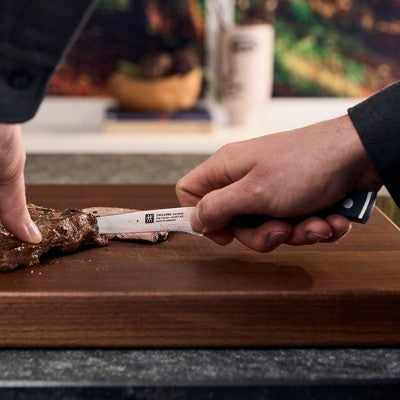 ZWILLING Spectrum 4-pc Steak Knife Set With Wood Presentation Box
