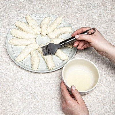 ZWILLING Pro Tool Silicone Pastry Brush With 18/10 Stainless Steel Handle