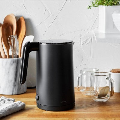 ZWILLING Enfinigy Cool Touch 1-Liter Electric Kettle, Cordless Tea Kettle & Hot Water